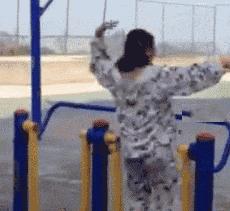 你根本想象不到民间健身有多狂野,你想象不到的健身方式