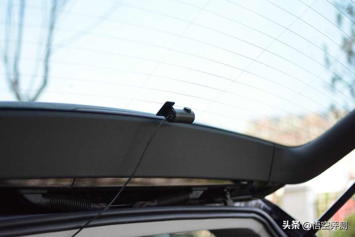 电子狗行车记录仪小汽车,70迈行车记录仪改装实时监控