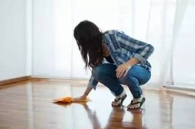 如何清除墙上基膜,墙面基膜怎么去除