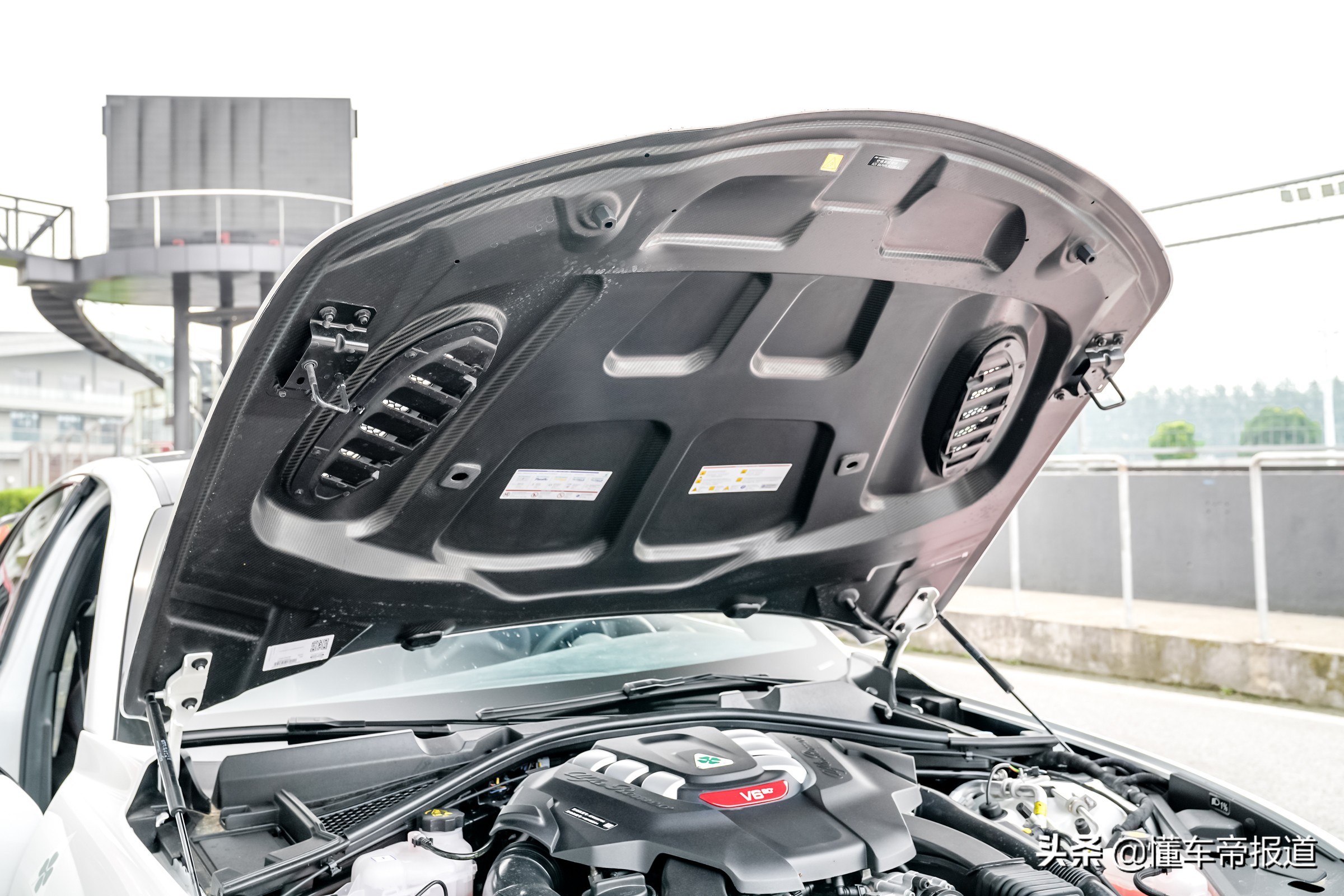 新车阿尔法罗密欧giulia豪华版200p,阿尔法罗密欧giulia车评