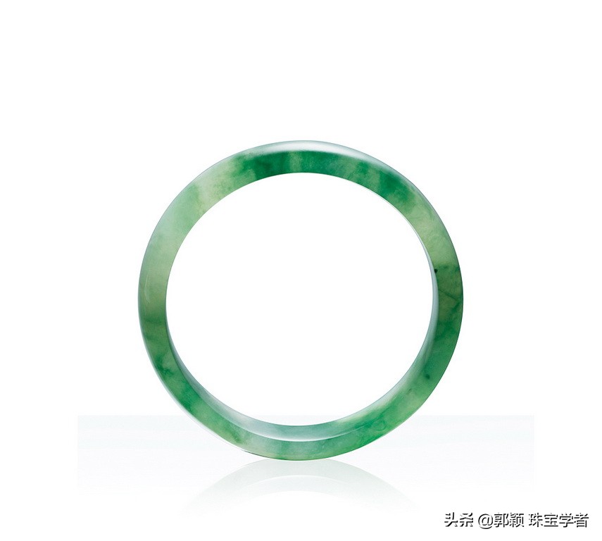 翡翠的a货b货c货,翡翠高仿b货怎么鉴别