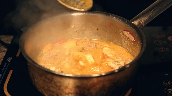 “暖男级”五星酒店自助,藏着林俊杰打卡过的正宗咖喱