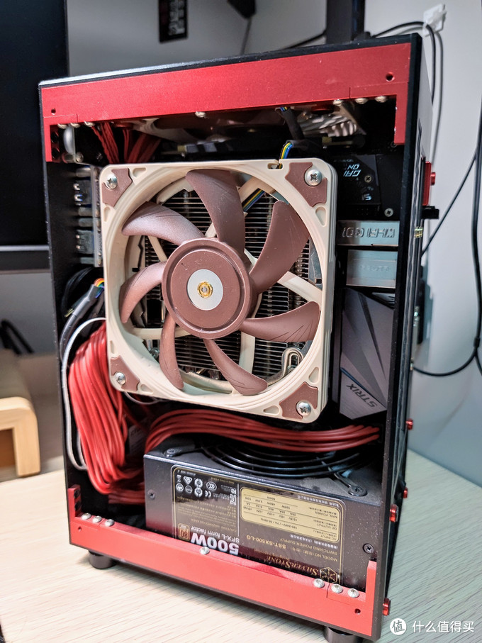 压住机箱显卡风扇就没噪音,itx机箱能压住10900k的散热吗