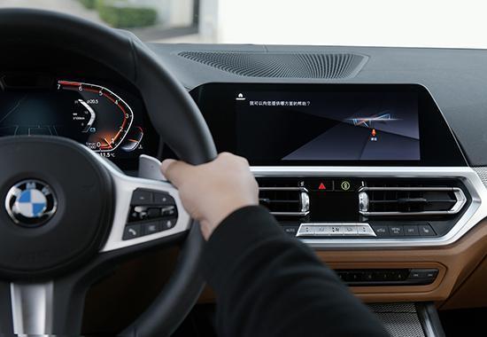 开车的时候带个天猫精灵是什么体验？