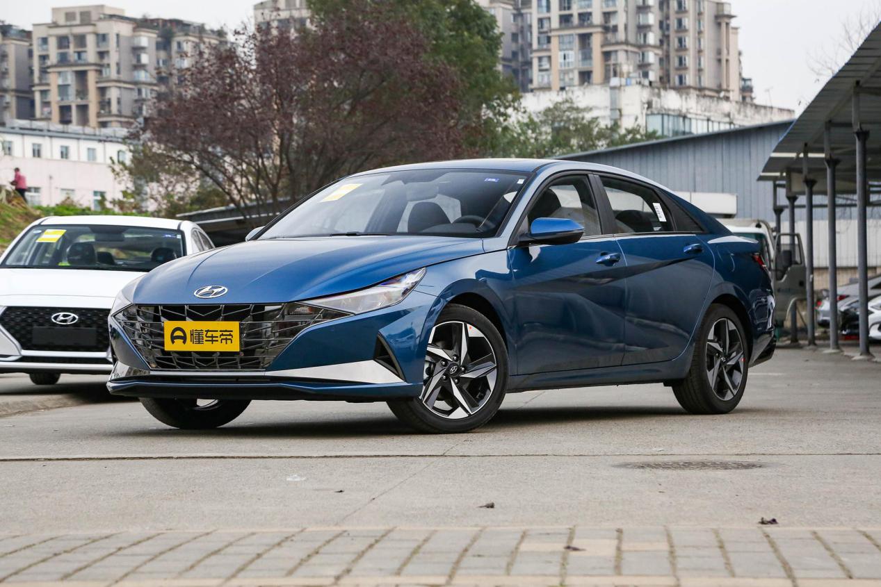 七代伊兰特百公里0-100实测,第七代伊兰特次顶配1.5l落地