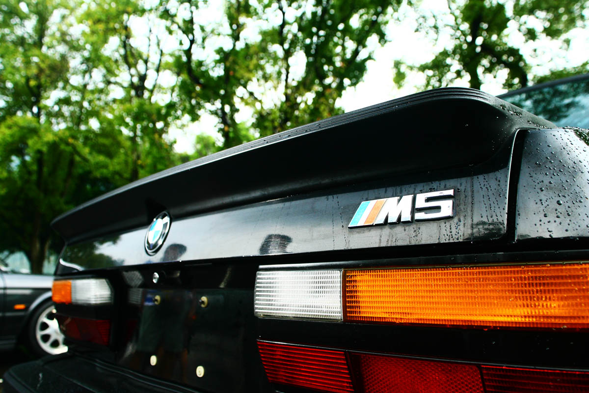 宝马e28m5,内敛的豪华车