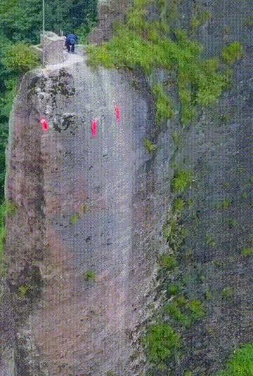 十三座神奇的中国空中古寺,中国这20座令人震撼的古寺