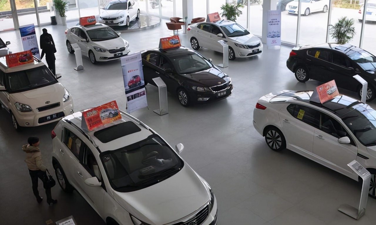 新手买车4s店最怕你检查5个地方,4s店买车怎样避免被宰