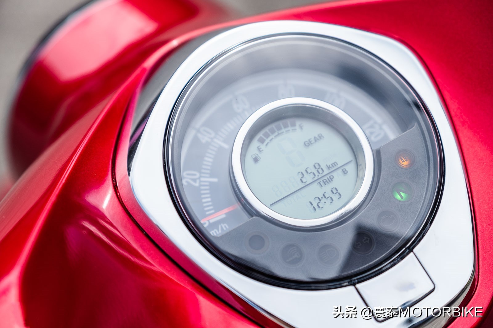 超级幼兽125和110区别,本田发布2022款supercub超级幼兽