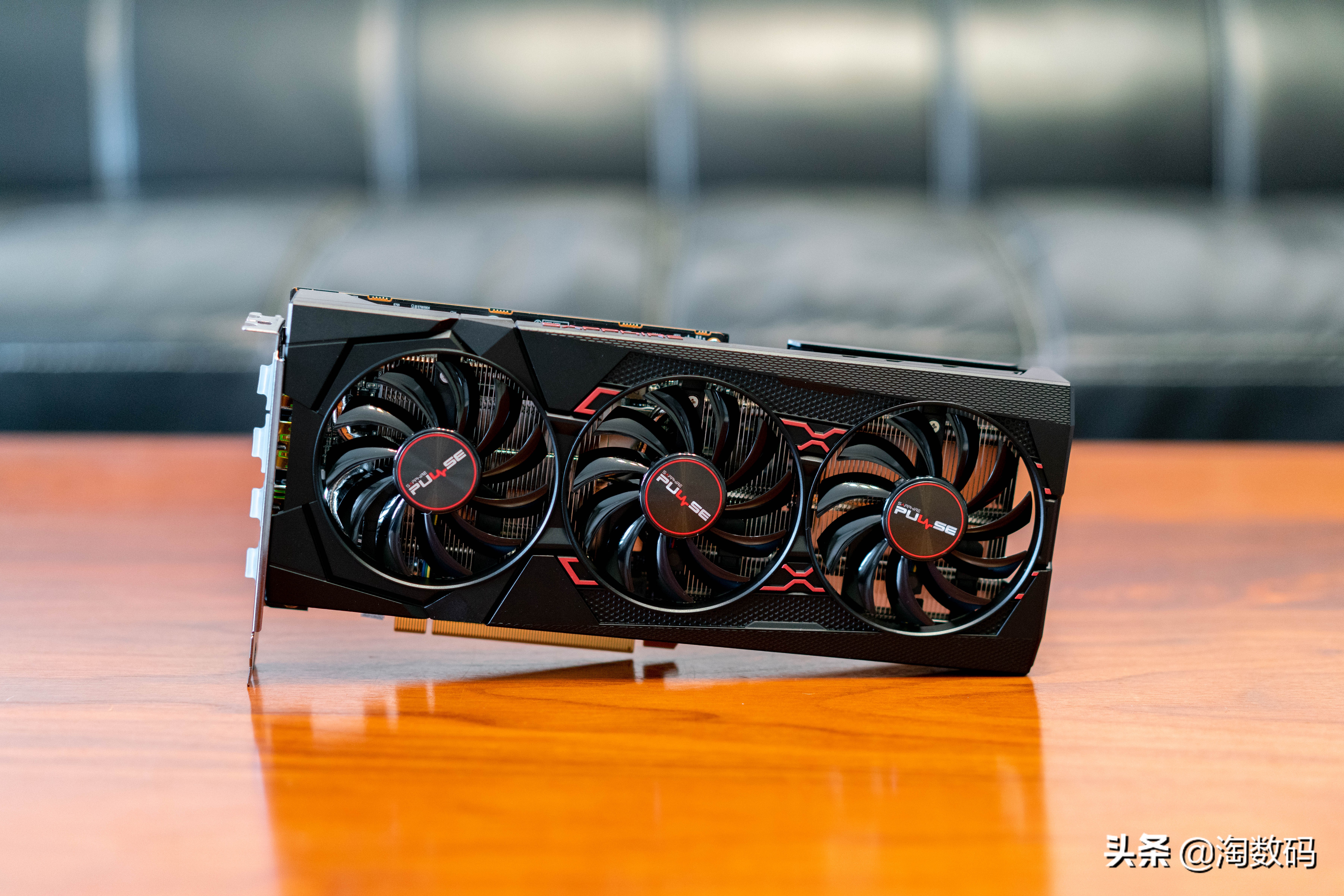 蓝宝石rx5600xt白金pro显存导热垫,蓝宝石rx5600xt显卡值得购买吗