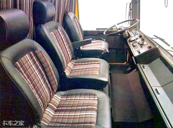 欧卡vs中国卡车,欧卡2福特卡车