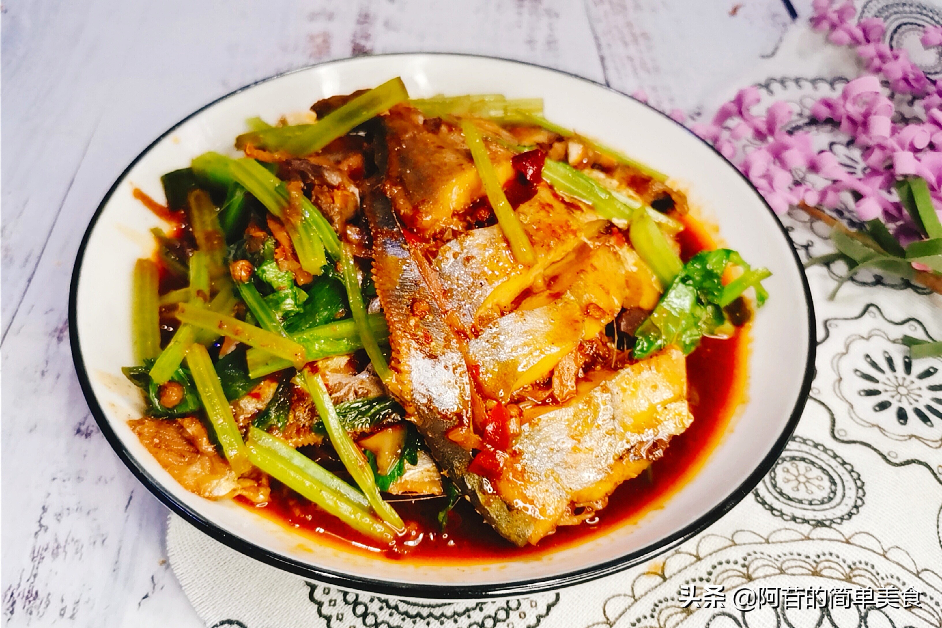 天津厨师的干烧平鱼做法,美食做法家常菜干烧平鱼