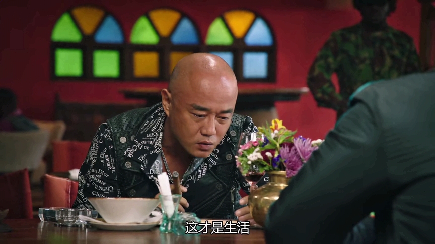 拒绝不了钱吧？《猎狐》唐洪一句台词，价值观让人愤怒