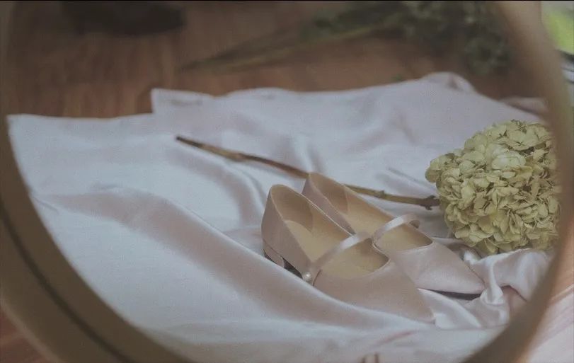 春夏值得入手的10款鞋子,秋天最时髦好穿的鞋这4双必买