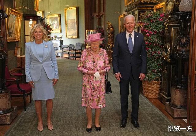 凯特王妃红衣,莱蒂齐亚王后和凯特王妃同框