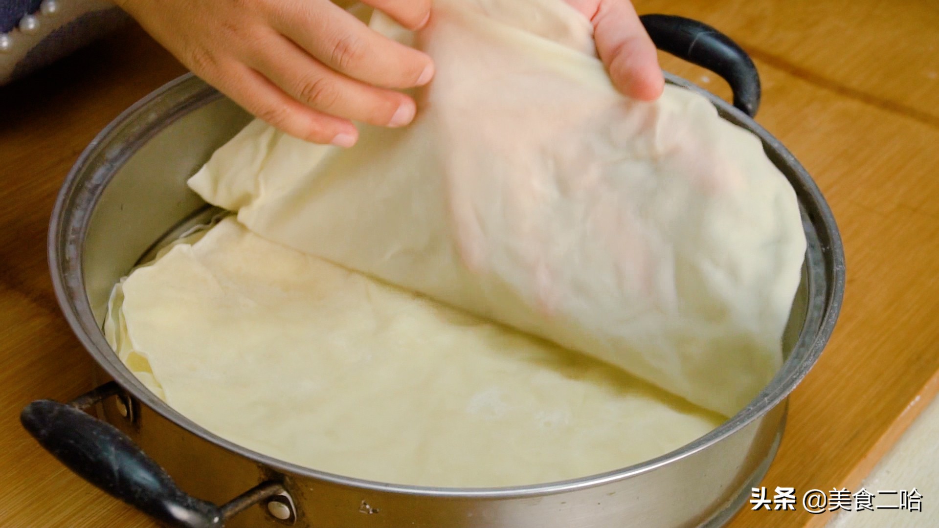 水烙馍怎样做才能软透亮,河南水烙馍