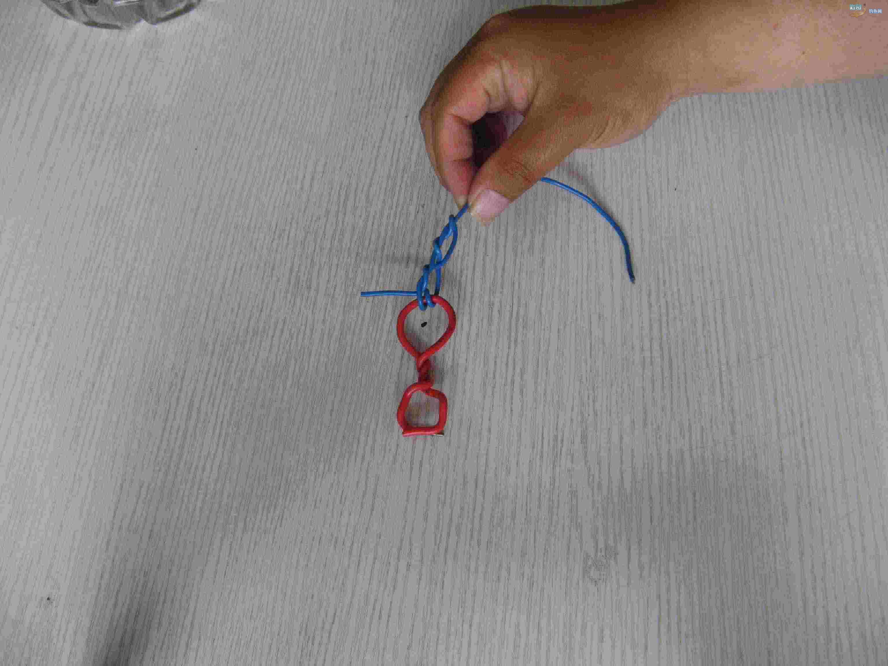 鱼竿稍和主线打结,鱼竿怎么打马蹄环