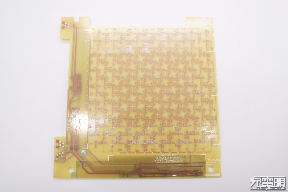 小米20w智能无线追踪式充电器缺点,小米智能追踪式无线充20w拆解