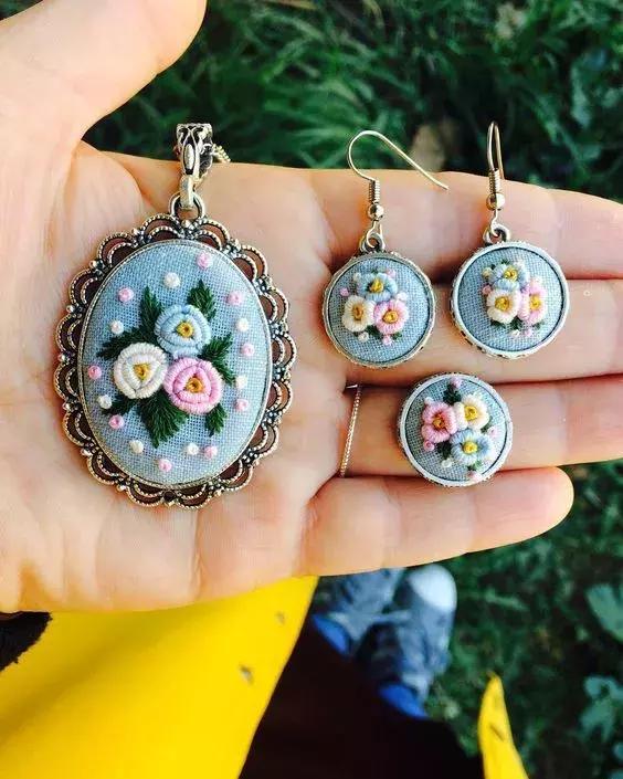 法式珠绣毛衣链手工教程,复古布刺绣毛衣链