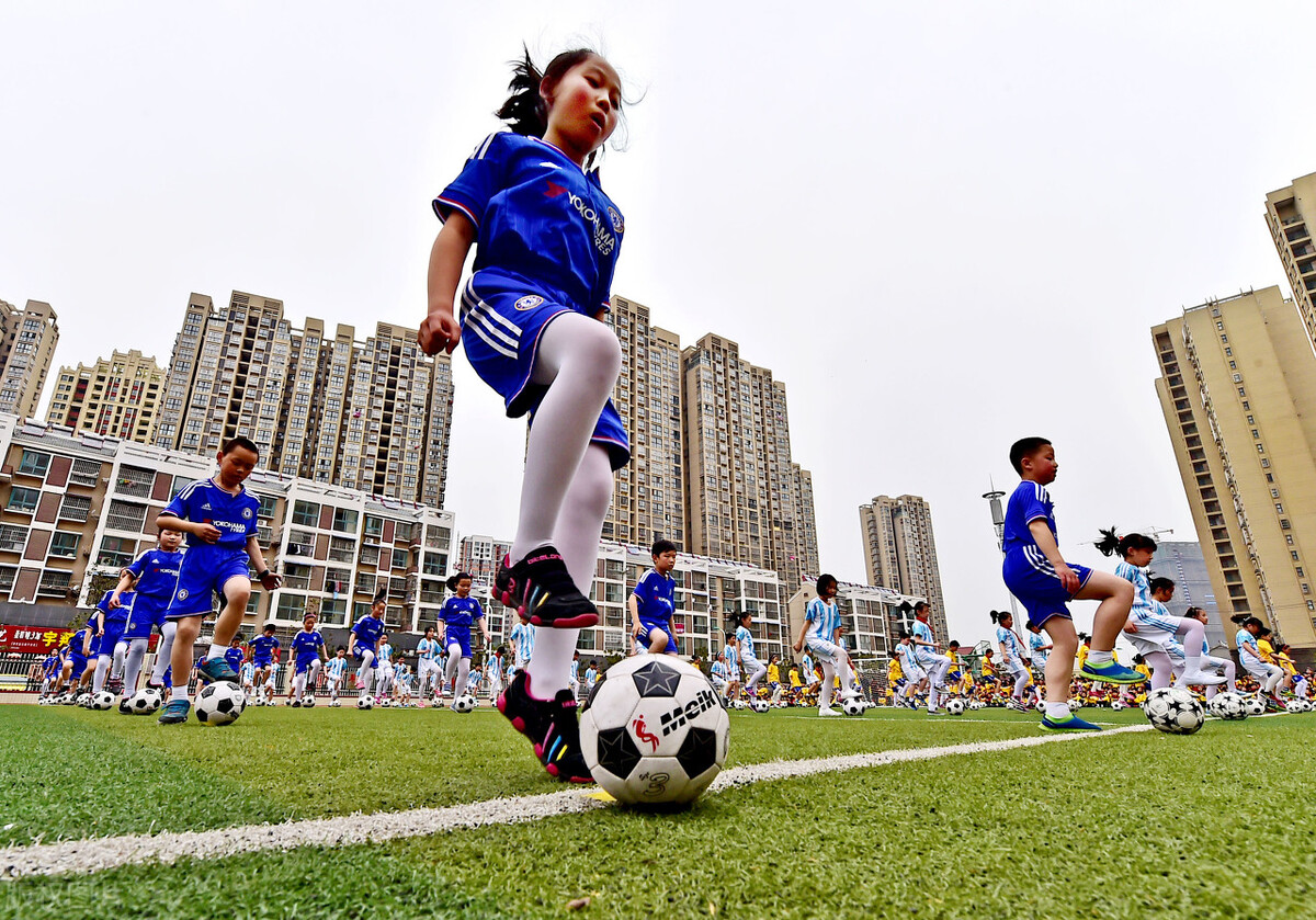 中国足球背后的力量有多大,分析一下中国足球的现状