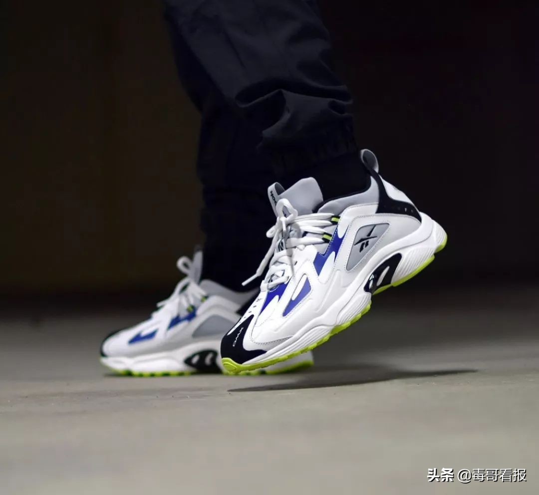 reebok什么意思啊,为什么reebok两个标志