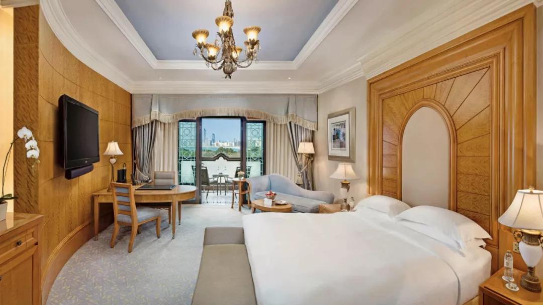 探秘全球唯一8级酒店,全球唯一的8星级酒店