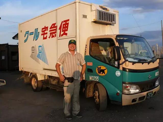 日本快递女员工,真实的日本女快递员