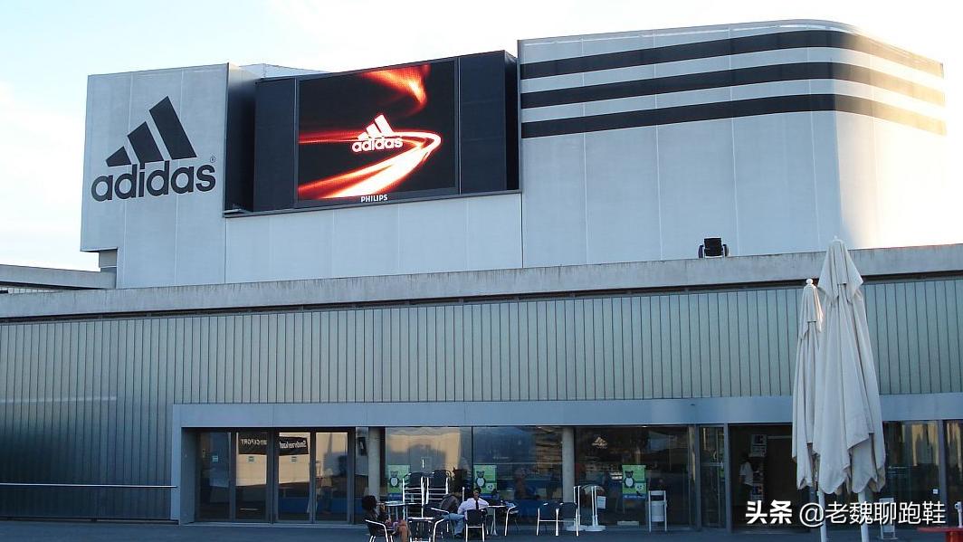 选耐克鞋,选阿迪还是耐克