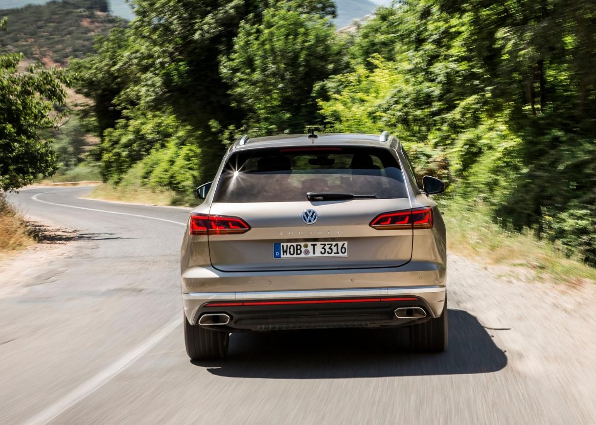 沃尔沃xc90对比大众途锐越野测试,suv沃尔沃90