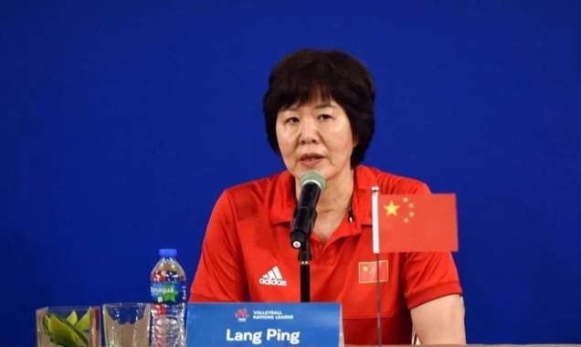 郎平成长的故事：与排球从小结缘，终成中国女排最伟大的教练员