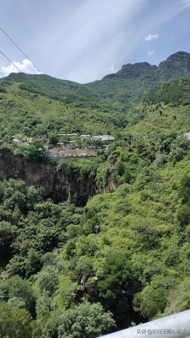 我和悬崖村的故事,我和北京小说