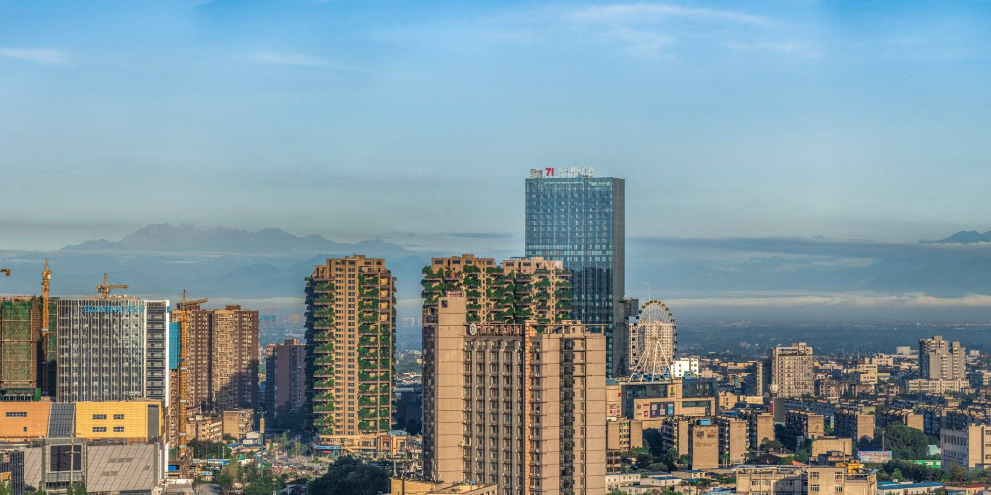 新都地铁3号线三期成都医学院站,新都医学院地铁b站出口