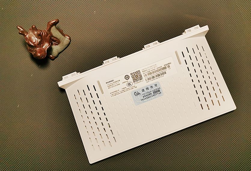 网速、信号覆盖、信号穿墙领先的华为WS5200四核版路由器评测