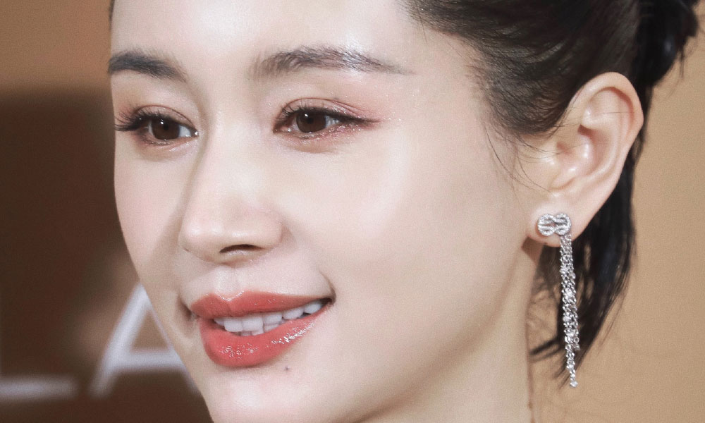 王子文白到发光的秘密,王子文牙齿美白