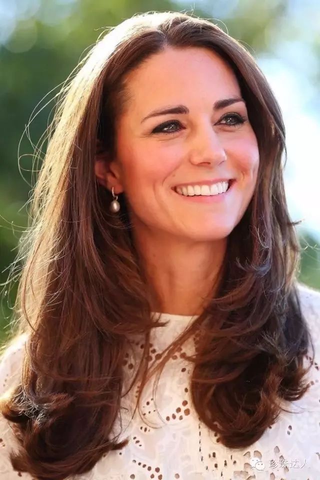 母亲节送什么项链比较好,母亲节给妈妈买什么样的珠宝首饰