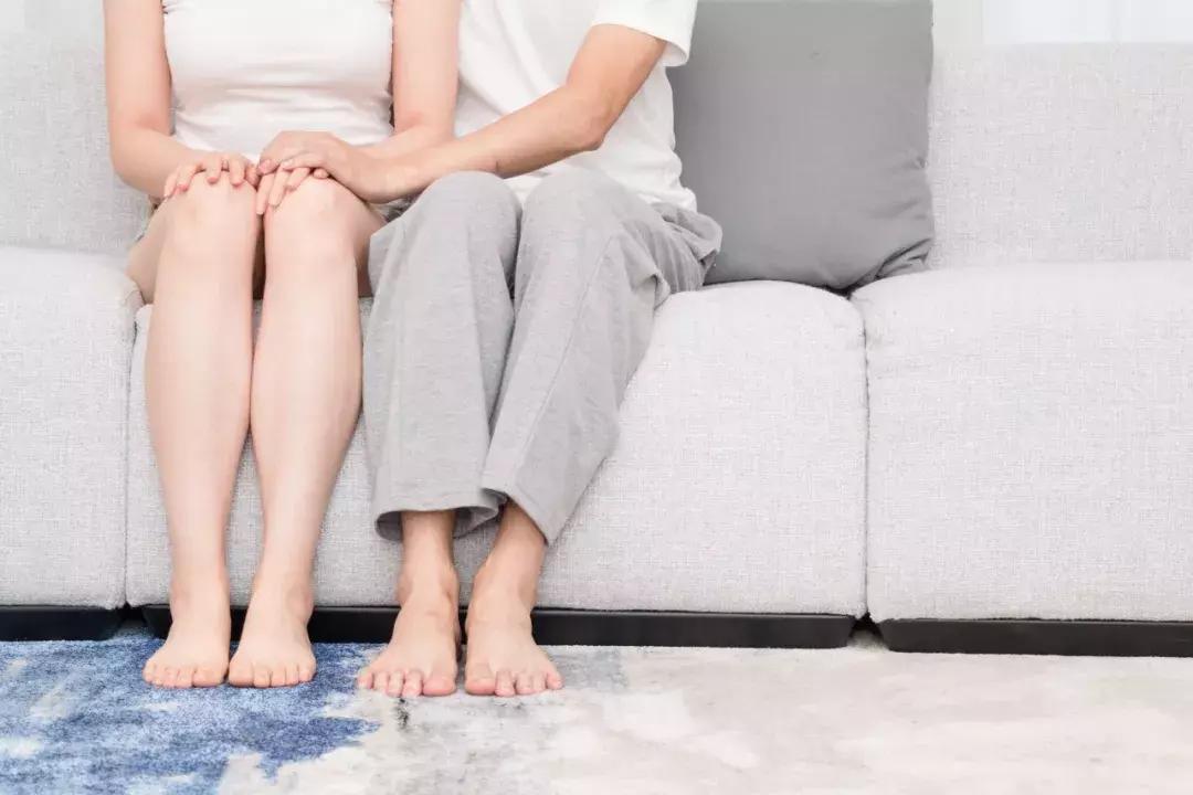 父母发现18岁女儿的情趣用品：性教育缺失带来的“性困扰”