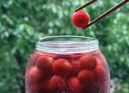 杨梅酒怎么做法好喝,杨梅酒怎样做才好喝