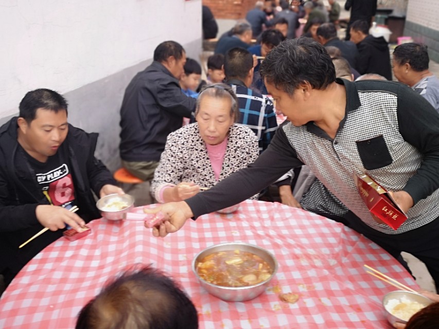 10元红旗渠烟怎么样,10元红旗渠香烟图片