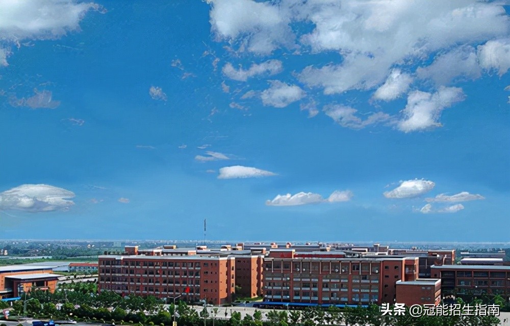 现在中专技校学费,中专技校到底有没有必要去读