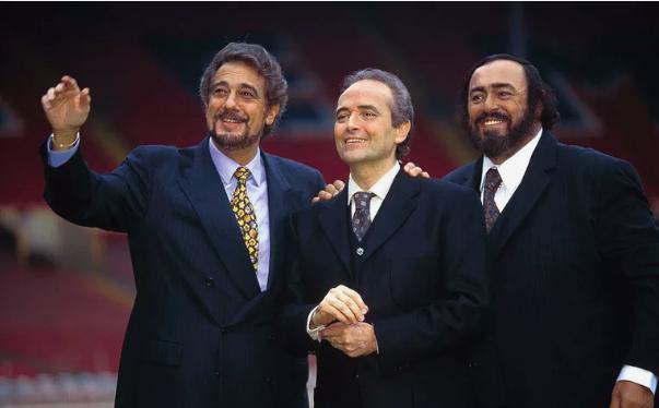 世界三大男高音纪念帕瓦罗蒂,世界著名男高音帕瓦罗蒂舞台风采