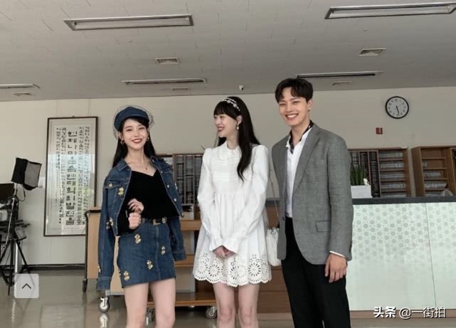 雪莉与iublackpink的合照 (雪莉iu合照)