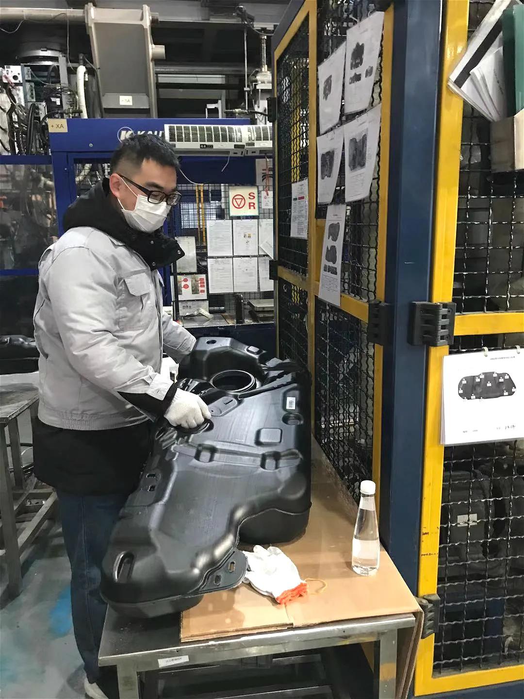 决战四季度铆足干劲全力冲刺,决战四季度打赢攻坚战