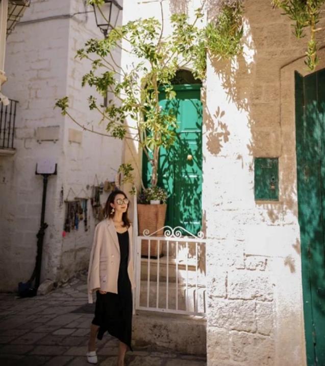 陈赫前妻许婧穿搭,陈赫前妻许婧高清图片