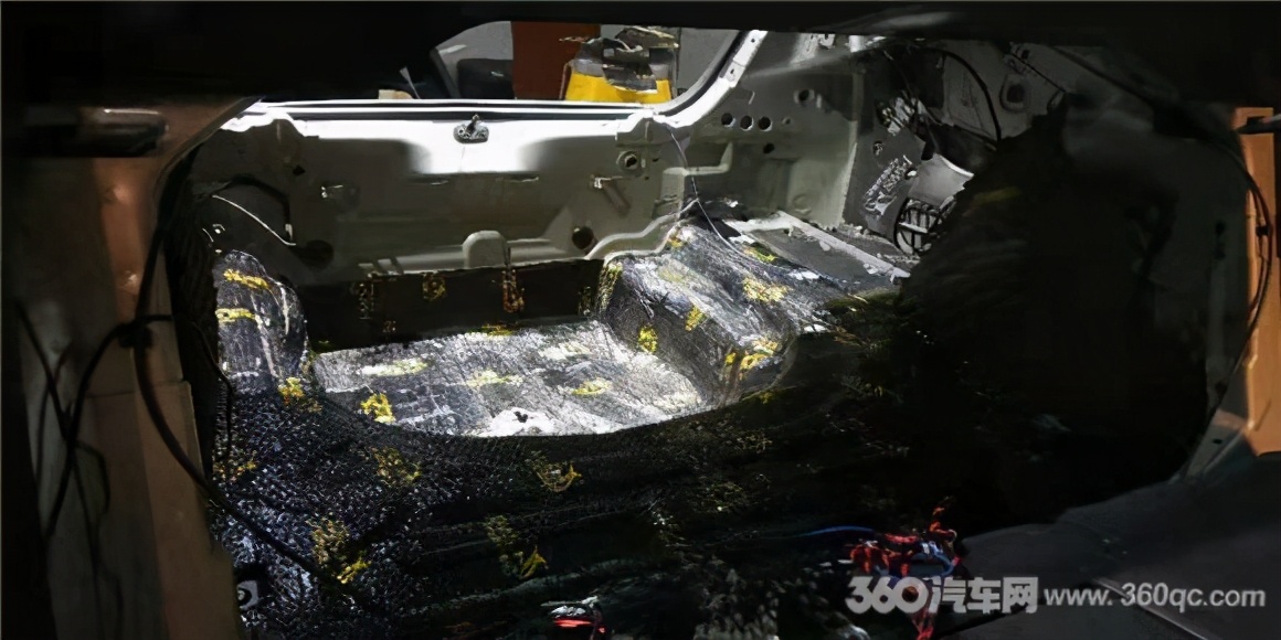 迈腾帕萨特凯美瑞隔音效果对比,迈腾330和a4l隔音效果对比