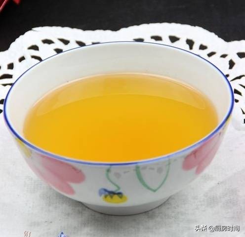 炸鱼后油腥味怎么去除,炸鱼以后的油放什么能去掉腥味