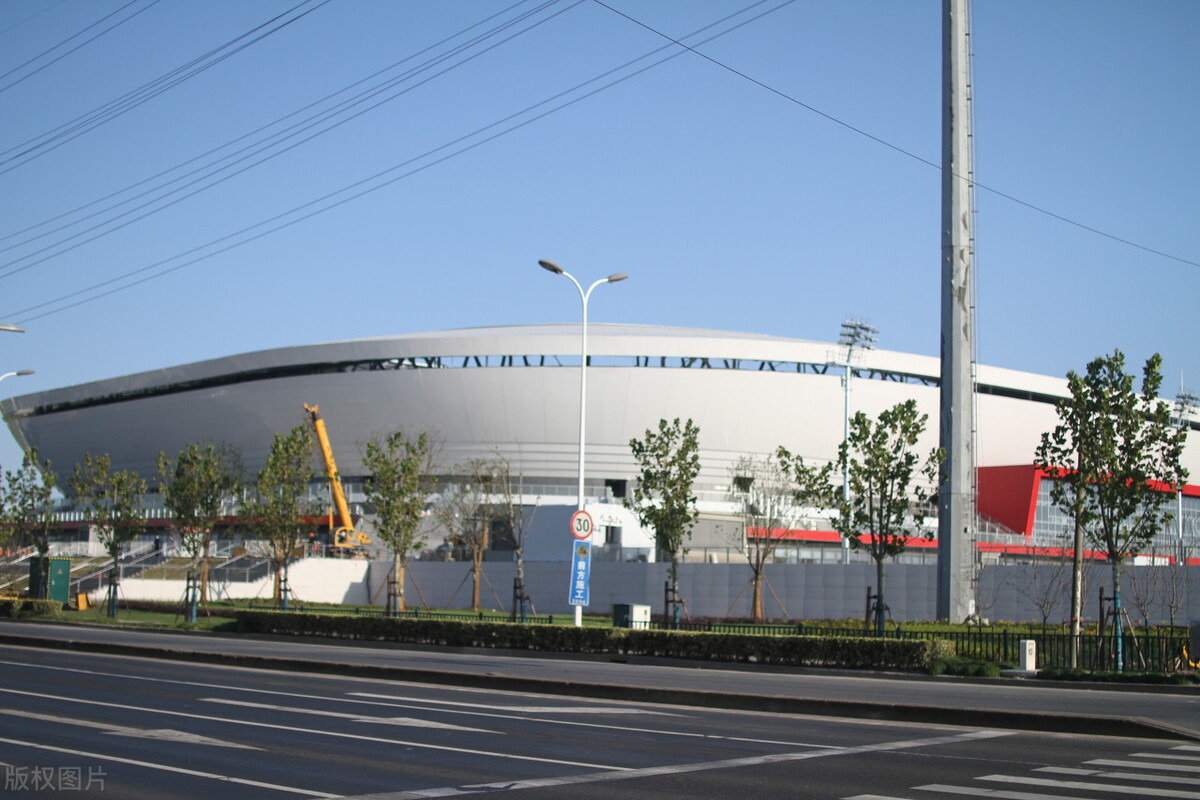 中国亚洲杯十大专业足球场,2023中国亚洲杯首座球场揭幕