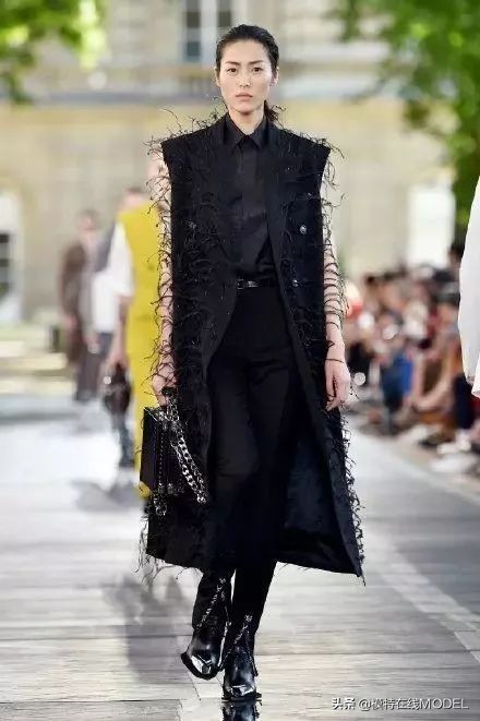 2019全球最性感女性名单出炉，奚梦瑶落选，AA刘雯呆拉肯豆齐上榜