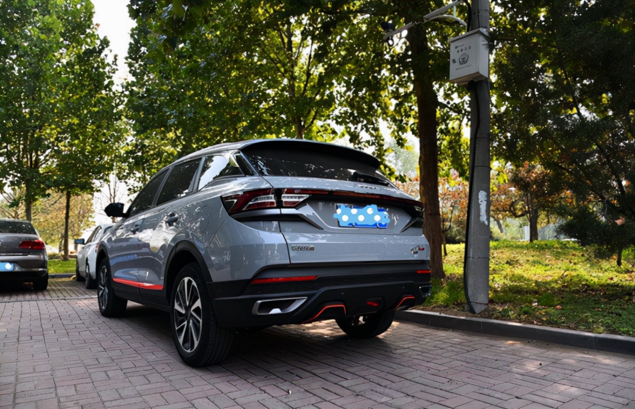 19年东风风神ax71.5t手动油耗,2015款风神ax7如何看平均油耗