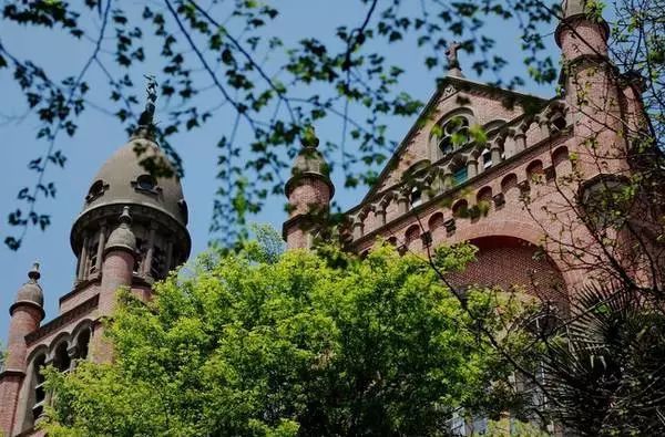 这一份公交交通指南，带你玩转上海各大景点