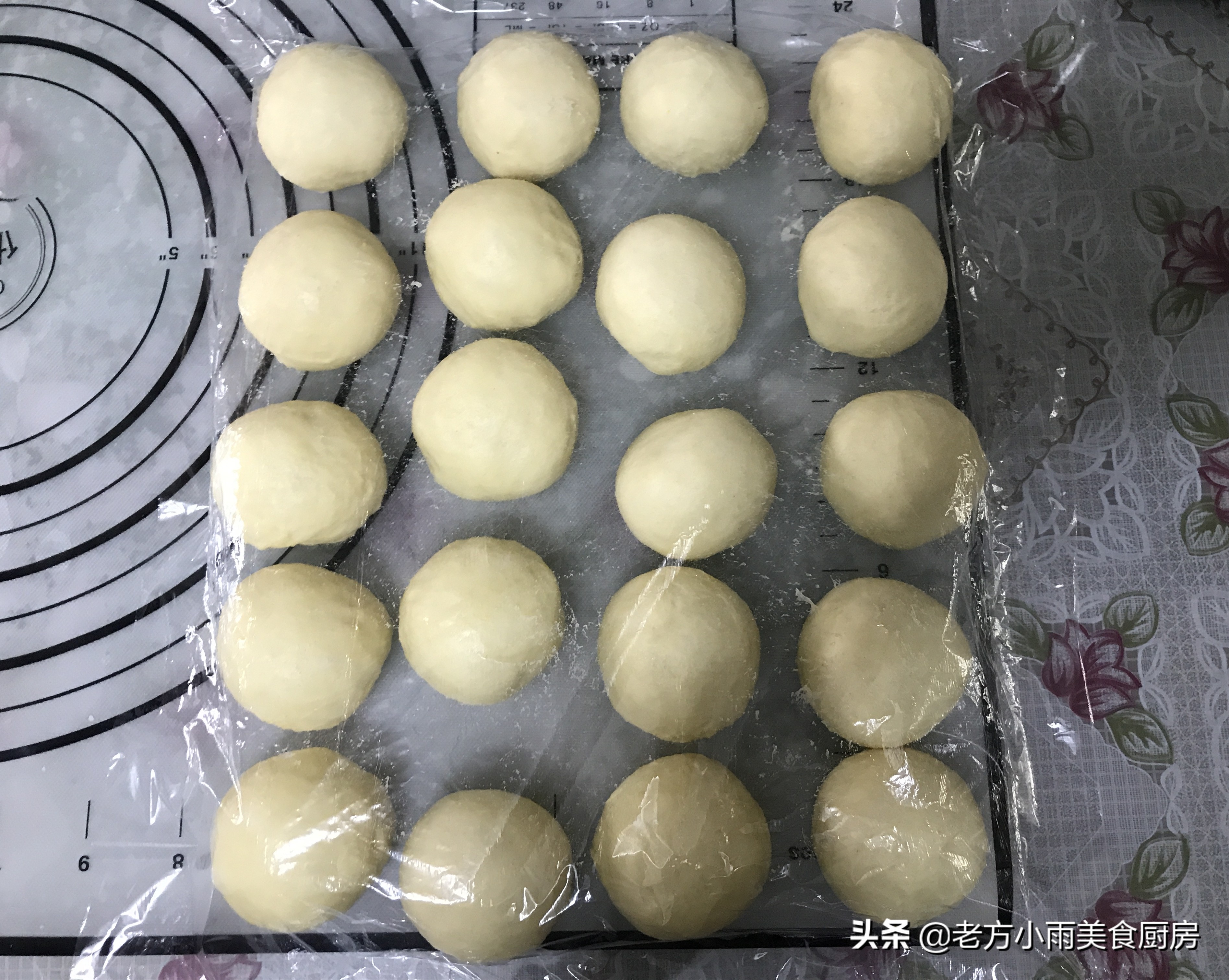 不用二次发酵的面包的做法,不用放黄油的面包卷